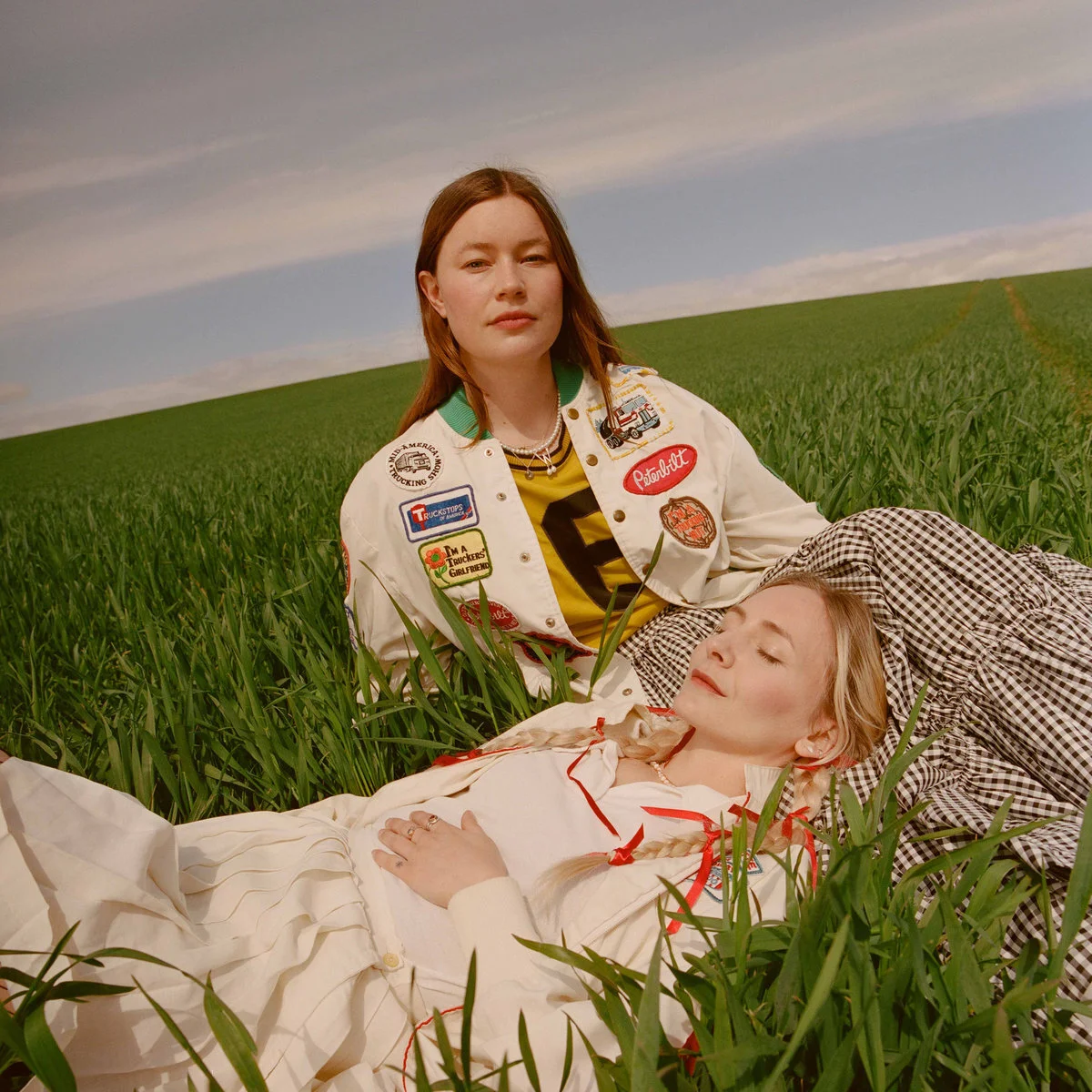 Song of the Day: Wet Leg - Chaise Longue — Song Bar